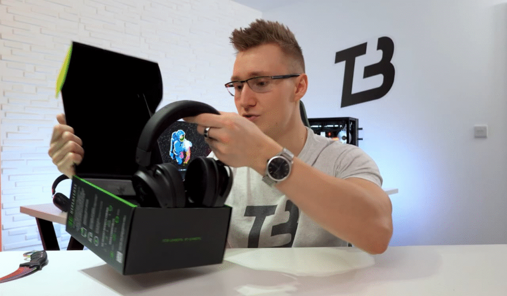Razer Kraken V3 Unboxing & First Impression