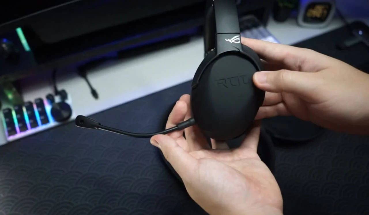 Is the ASUS ROG Strix Go 2.4 Good?