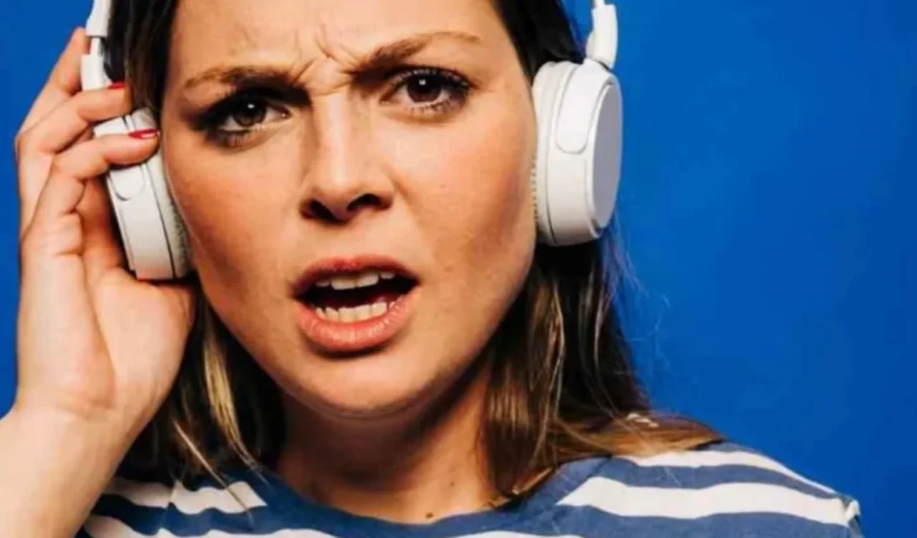 Why JBL Quantum 800 Not Turning On?