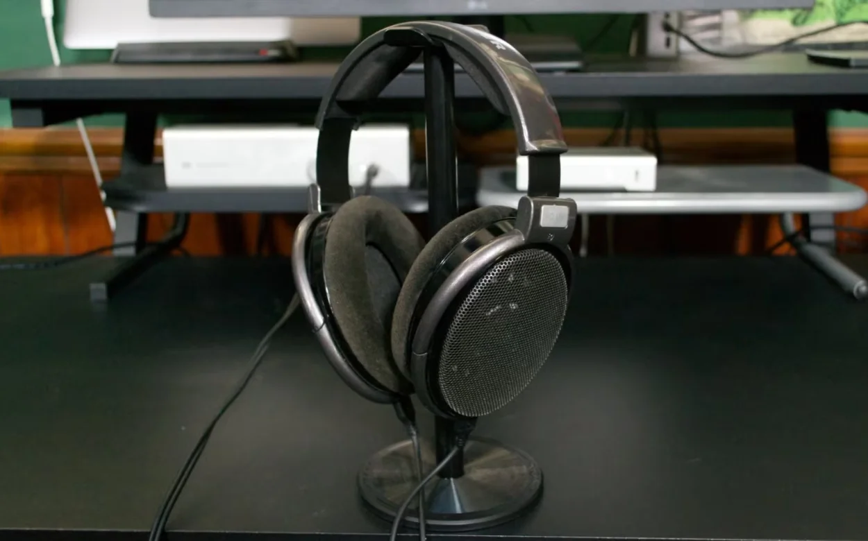 How to Reset Sennheiser HD 650